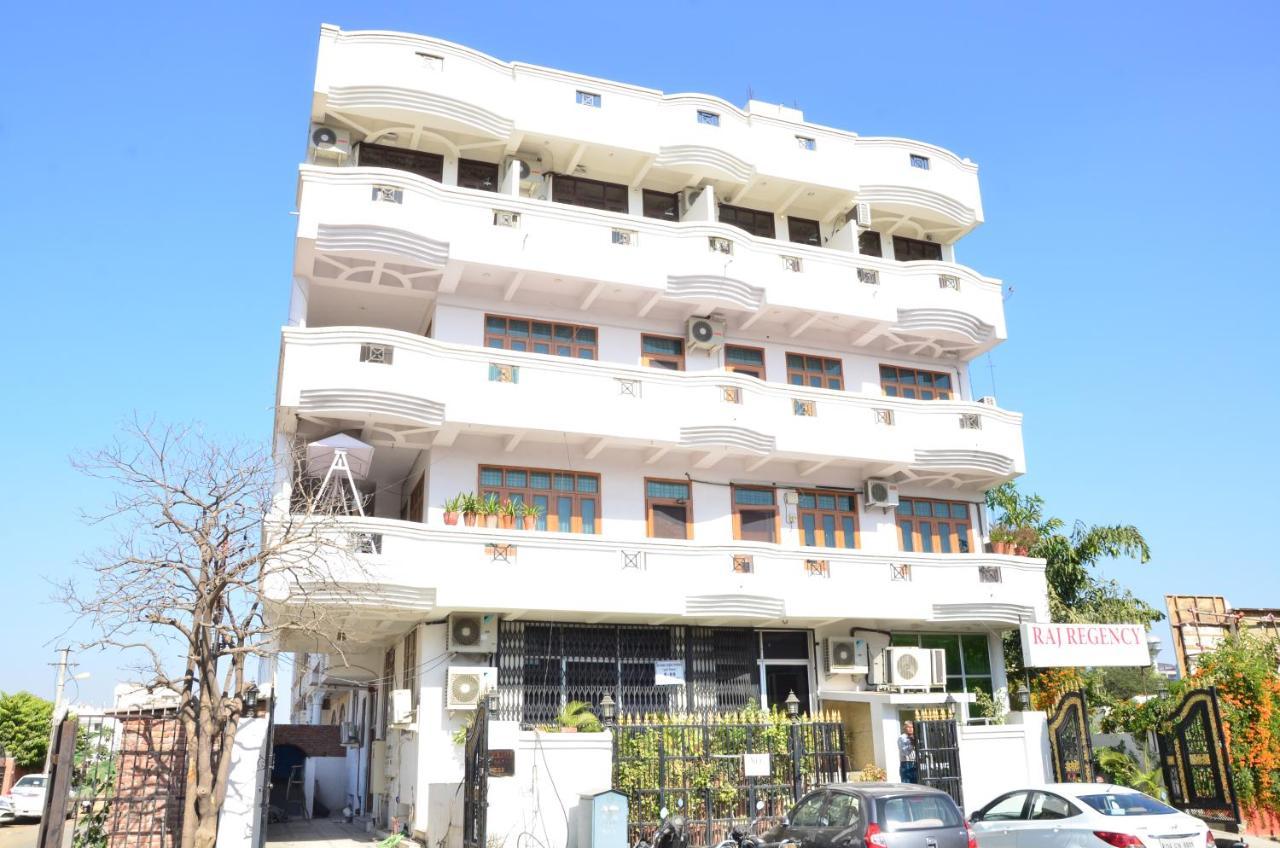 Raj Regency Hotell Jaipur Exteriör bild