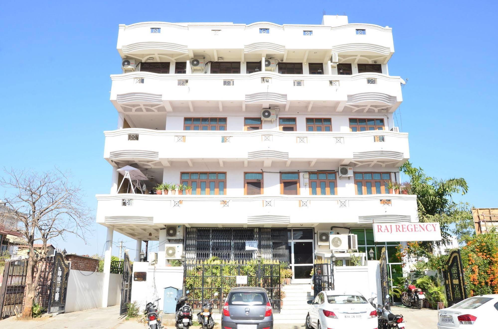 Raj Regency Hotell Jaipur Exteriör bild