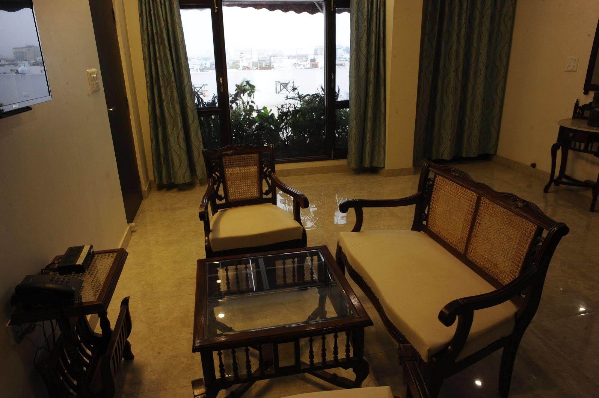 Raj Regency Hotell Jaipur Exteriör bild