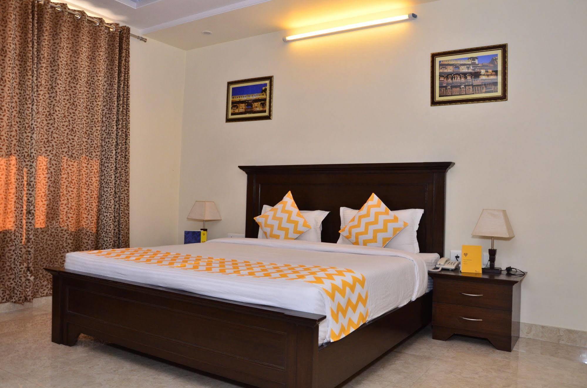 Raj Regency Hotell Jaipur Exteriör bild