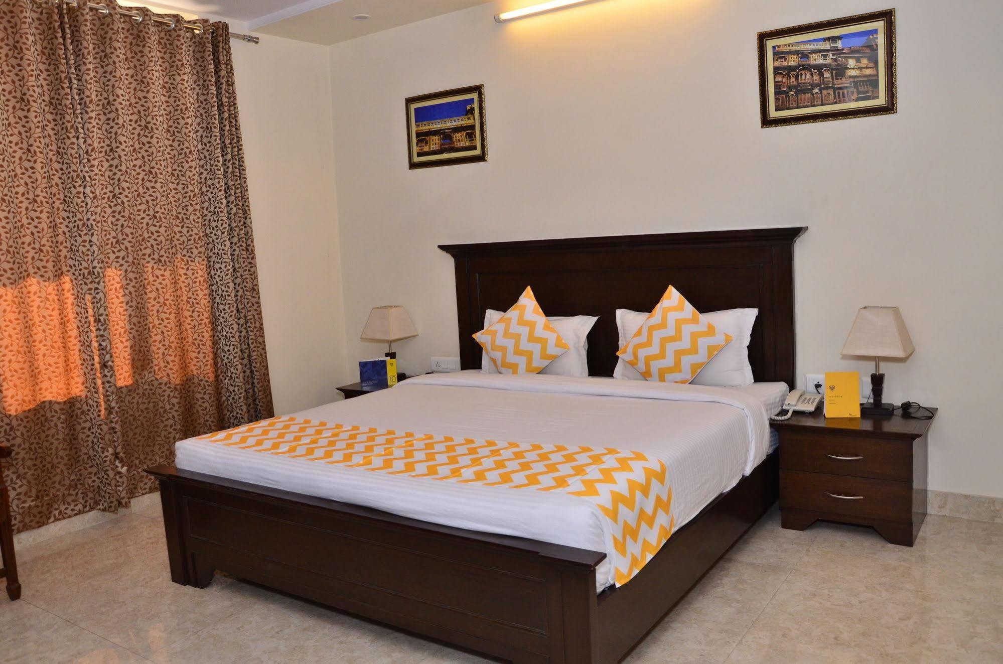 Raj Regency Hotell Jaipur Exteriör bild